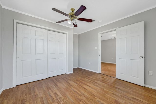1801 55th Street, Galveston, TX 77551