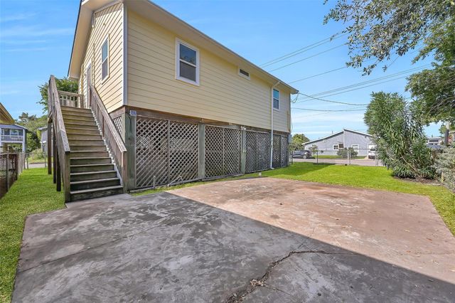 1801 55th Street, Galveston, TX 77551
