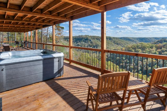 1484 Forest View Drive, Frenchburg, KY 40322