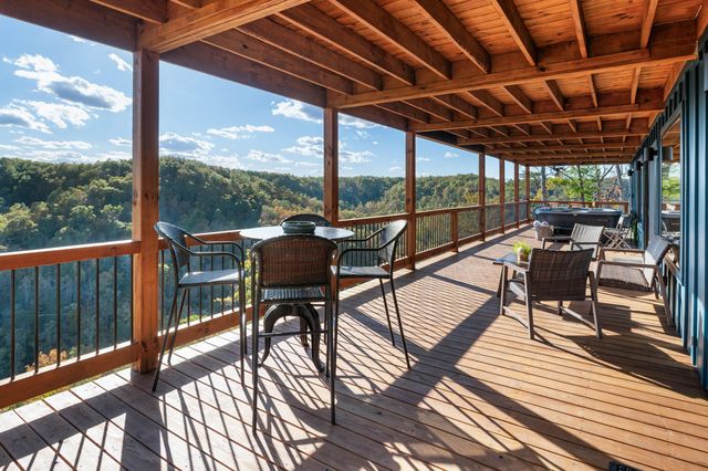 1484 Forest View Drive, Frenchburg, KY 40322