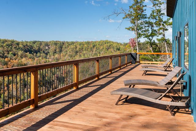 1484 Forest View Drive, Frenchburg, KY 40322