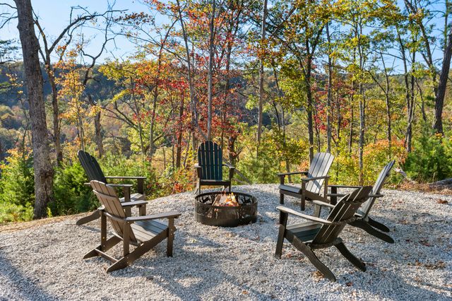 1484 Forest View Drive, Frenchburg, KY 40322