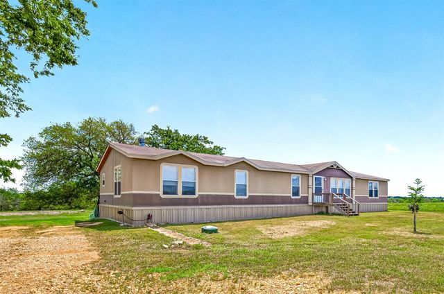 1045 Mcelroy Lane, New Ulm, TX 78950