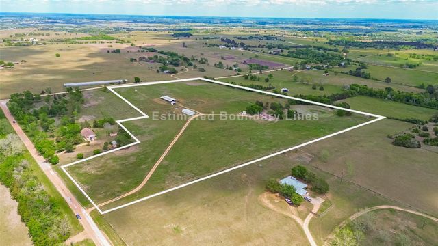 1045 Mcelroy Lane, New Ulm, TX 78950