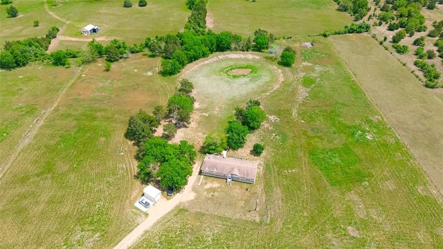 1045 Mcelroy Lane, New Ulm, TX 78950