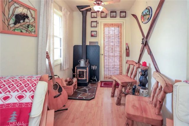 861 Santa Barbara, Sugarloaf, CA 92386