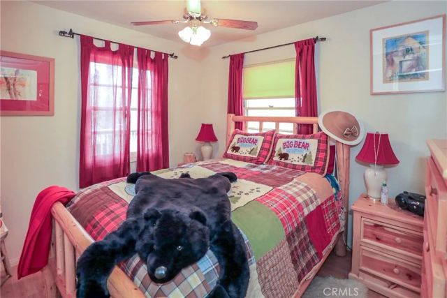 861 Santa Barbara, Sugarloaf, CA 92386