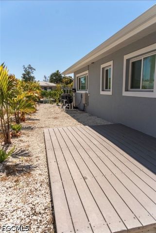 310 Madison CT, Fort Myers Beach, FL 33931
