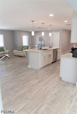 310 Madison CT, Fort Myers Beach, FL 33931