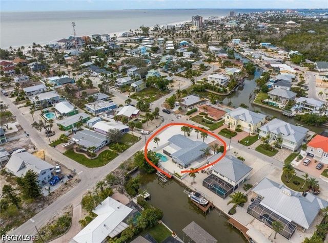 310 Madison CT, Fort Myers Beach, FL 33931