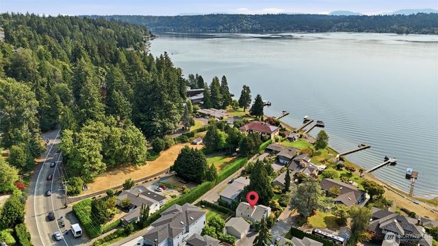 242 W Lake Sammamish Parkway SE, Bellevue, WA 98008