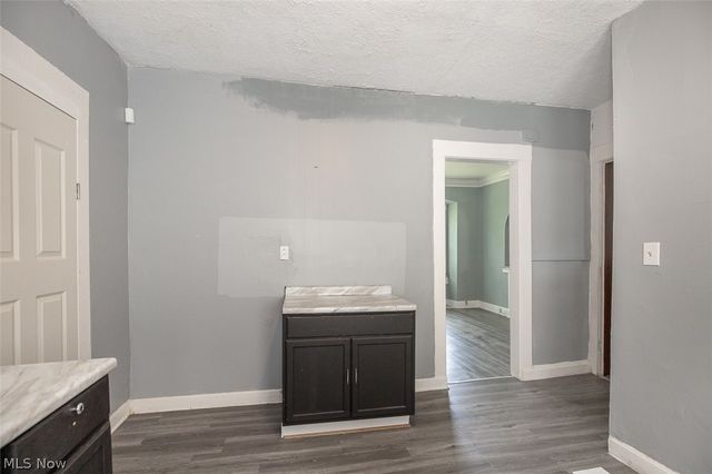 374 E 124th Street, Cleveland, OH 44108