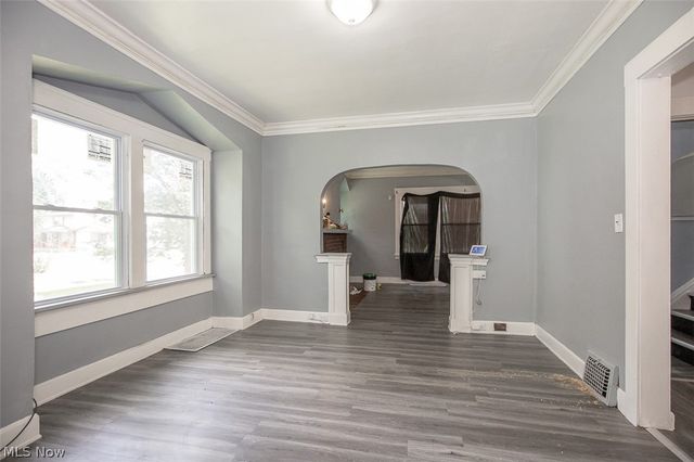 374 E 124th Street, Cleveland, OH 44108