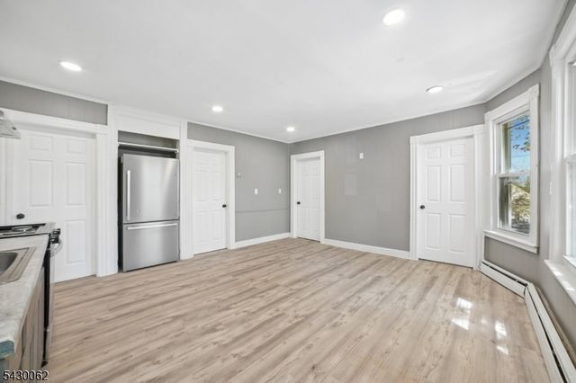 7 Belle Ave 2, Paterson City, NJ 07522