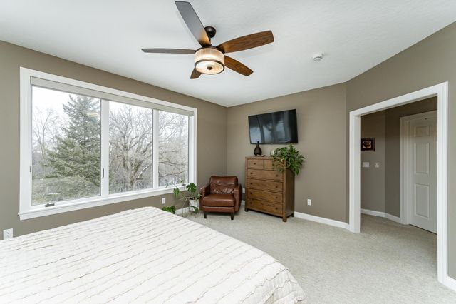 1105 Greystone Lane SW, Rochester, MN 55902