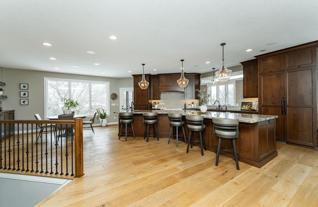 1105 Greystone Lane SW, Rochester, MN 55902