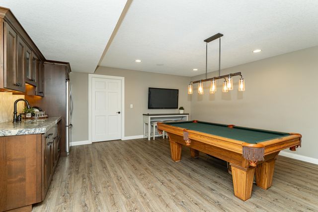 1105 Greystone Lane SW, Rochester, MN 55902