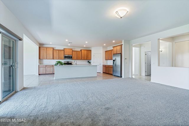 9639 N Melandra Way, Marana, AZ 85653