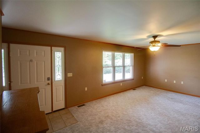 31822 Irish Lane, Brighton, IL 62012