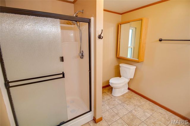 31822 Irish Lane, Brighton, IL 62012