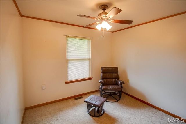 31822 Irish Lane, Brighton, IL 62012