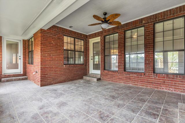 2949 VALLEY LAKE DR, Bartlett, TN 38135