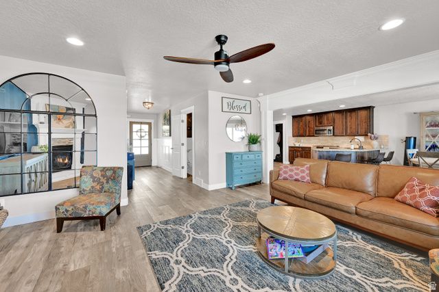 254 S 1675 E, Layton, UT 84040