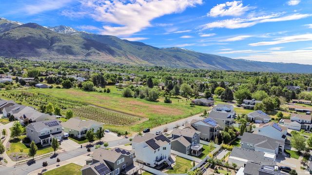 254 S 1675 E, Layton, UT 84040