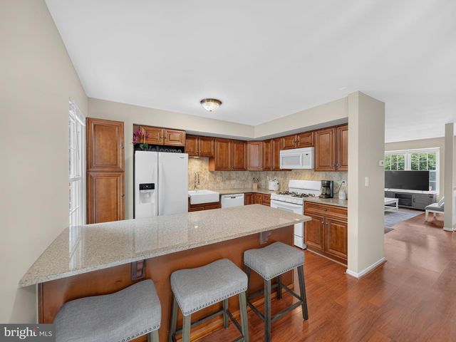 1017 COPPERSTONE CT, Rockville, MD 20852