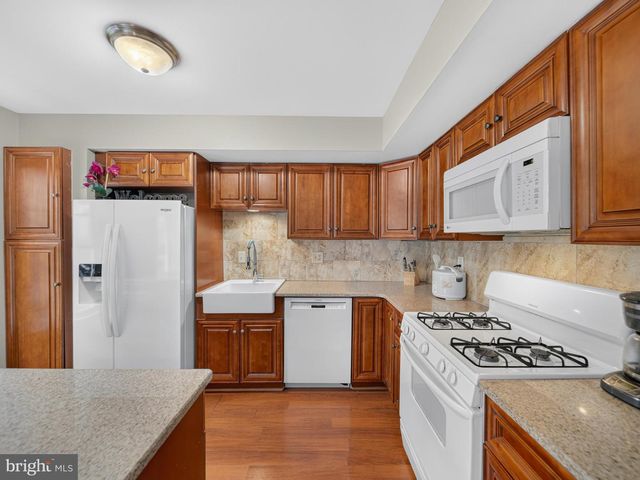 1017 COPPERSTONE CT, Rockville, MD 20852