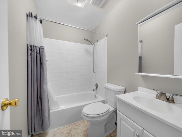 1017 COPPERSTONE CT, Rockville, MD 20852