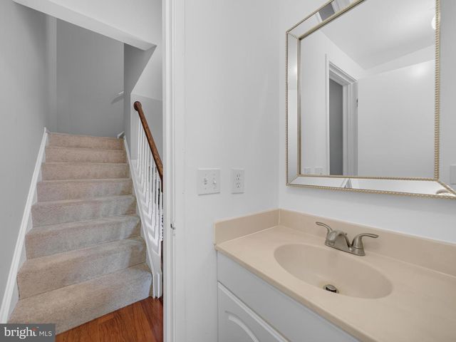 1017 COPPERSTONE CT, Rockville, MD 20852