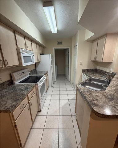 12602 CREST SPRINGS LANE 1311, Orlando, FL 32828
