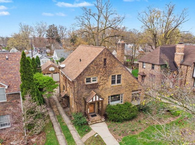 1716 E Wayne Street, South Bend, IN 46615