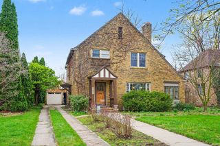 1716 E Wayne Street, South Bend, IN 46615