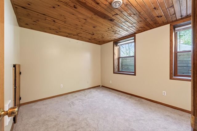 1612 Goodview Avenue N, Oakdale, MN 55128