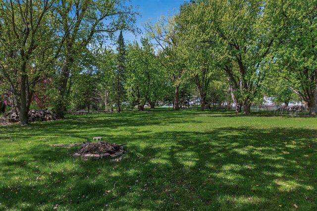 1612 Goodview Avenue N, Oakdale, MN 55128