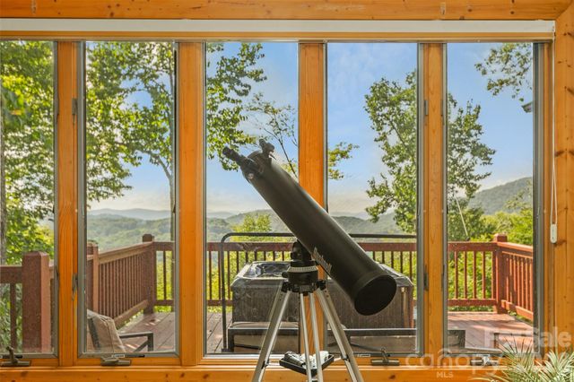 3182 El Miner Drive, Mars Hill, NC 28754