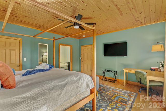 3182 El Miner Drive, Mars Hill, NC 28754