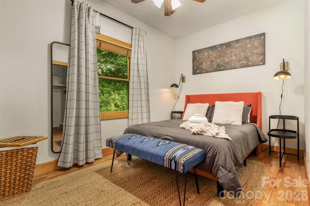 3182 El Miner Drive, Mars Hill, NC 28754