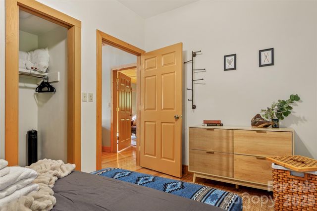 3182 El Miner Drive, Mars Hill, NC 28754