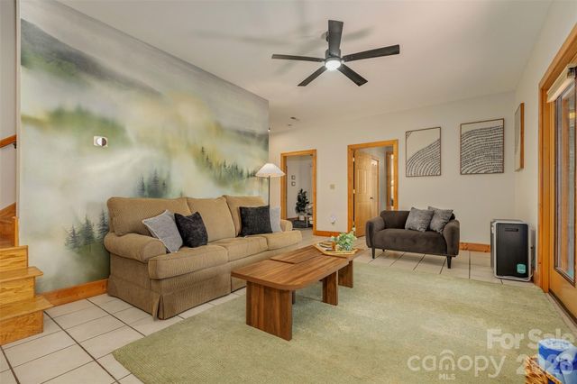 3182 El Miner Drive, Mars Hill, NC 28754
