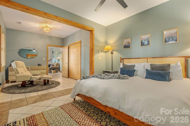 3182 El Miner Drive, Mars Hill, NC 28754