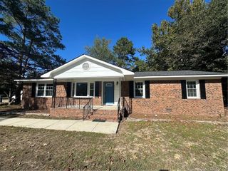 2616 Macks Lane, Eastover, NC 28312