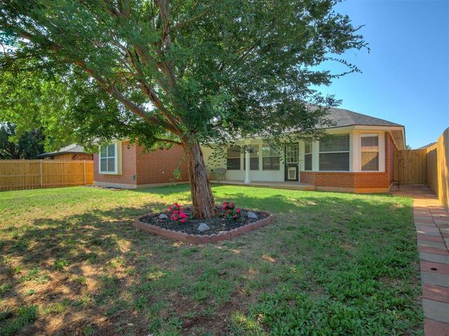 2609 NW 160th Street, Edmond, OK 73013