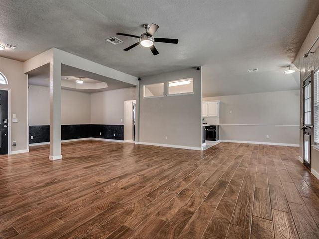 2609 NW 160th Street, Edmond, OK 73013