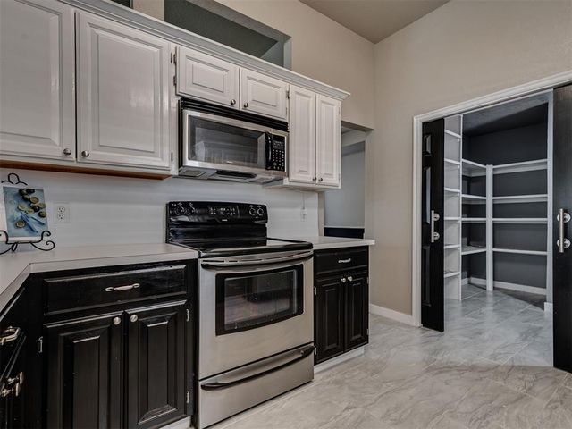2609 NW 160th Street, Edmond, OK 73013