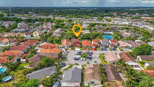 10528 SW 69th Ter, Miami, FL 33173