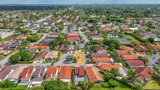 10528 SW 69th Ter, Miami, FL 33173