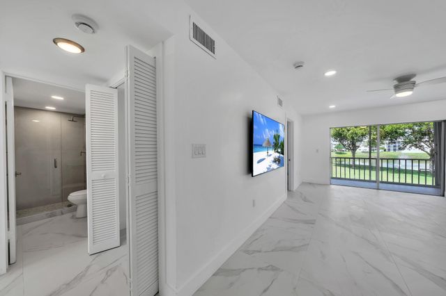 9818 Marina Blvd 1225, Boca Raton, FL 33428